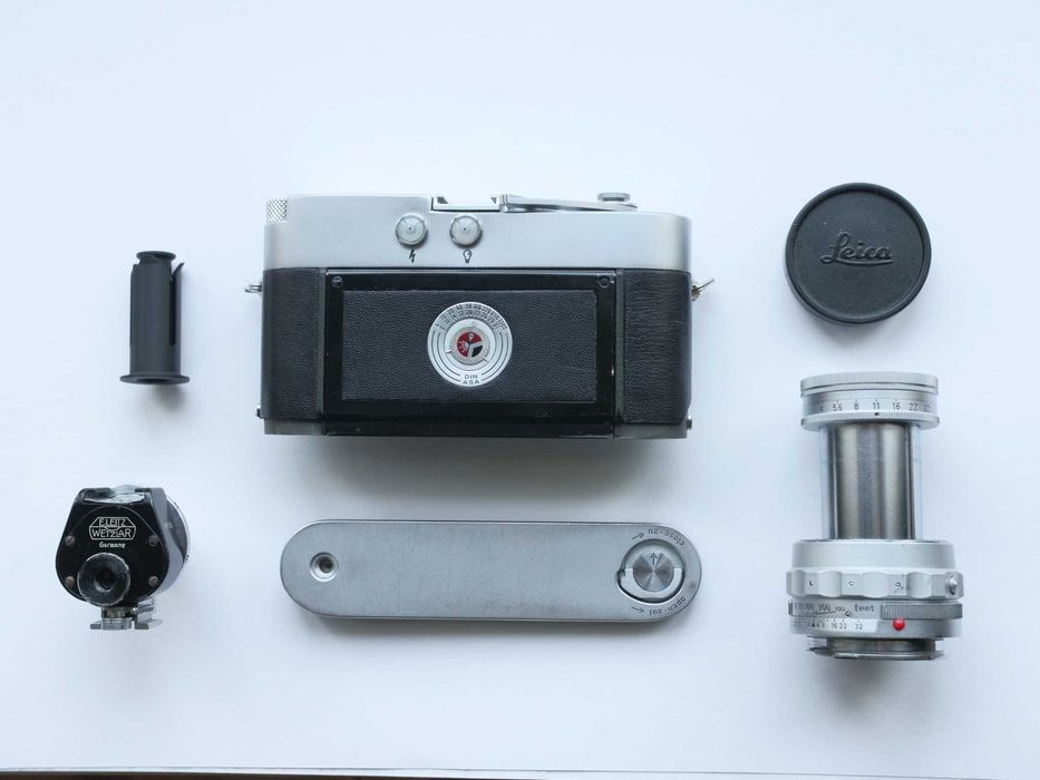 Leica MD + quickload film spool. Aparat pe film 35mm