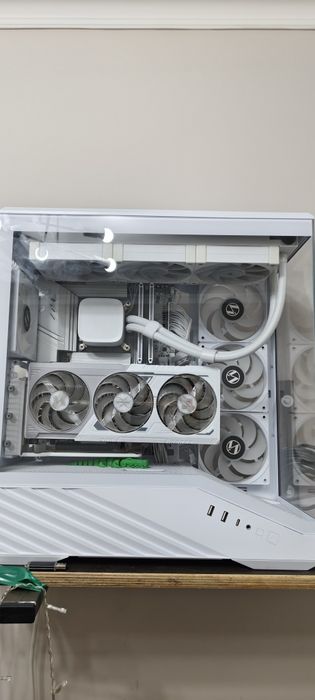 RX 9070XT+U7265K+OLED2K