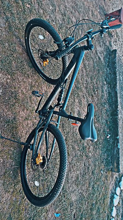 Vând bicicleta velors