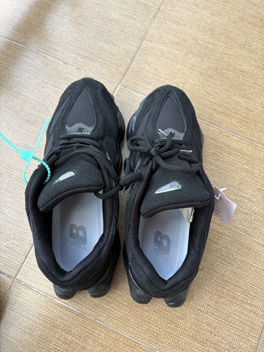 Маратонки “New Balance 9060”-triple black 43 номер