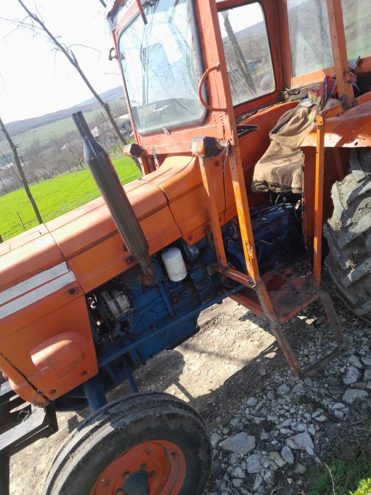 Tractor fiat 445