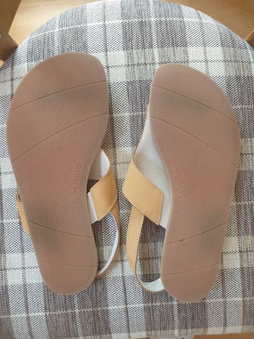 Боси балеринки и сандали Be Lenka, номер 38
