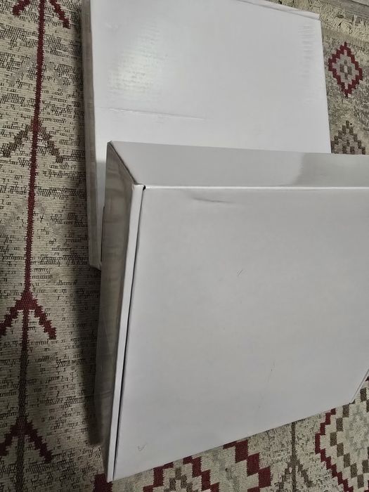 Baterie  lavoar cu montare in perete, culoare negru