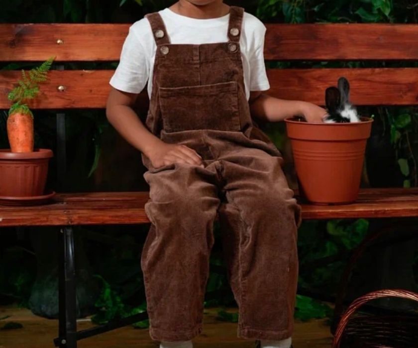 Продам вельветовый полукомбинезон