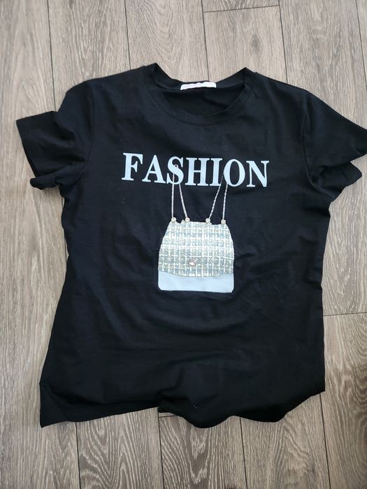 Tricou Fashion ,negru