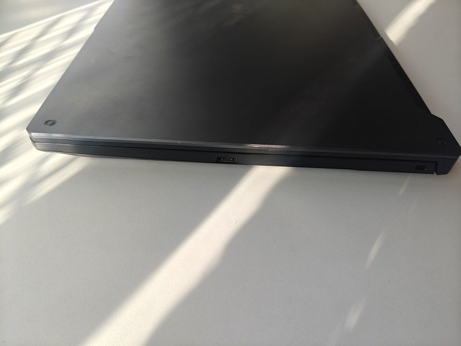 ASUS TUF Gaming A17 16/512 17.3" GTX 1650 Ryzen 5 4600H