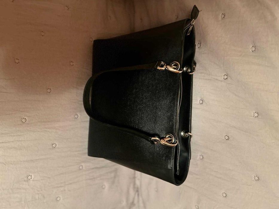 Vand geanta eleganta din piele naturala