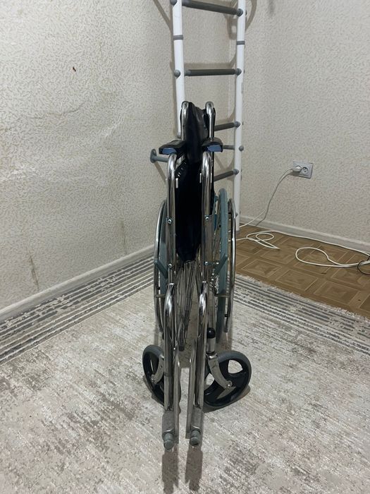 Инвалидная коляска комнатная