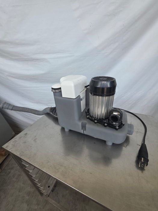 Подемна станция за отпадни води Sanicom P95