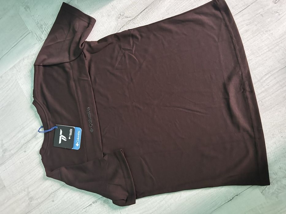 Продавам тениска