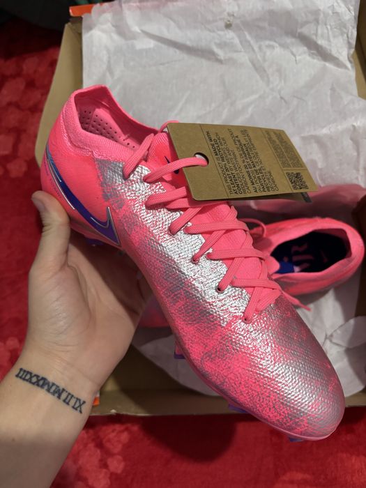 Ghete de fotbal nike