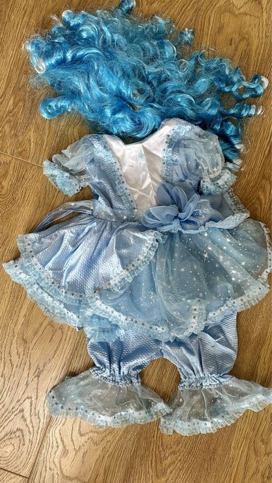 Продам платья детские