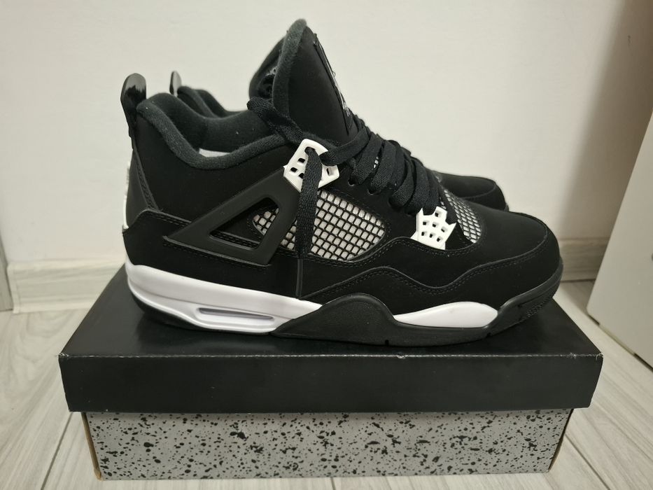 Air Jordan 4 White Thunder - mărimea 44