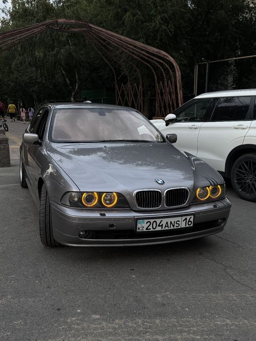 Продам BMW 535 E39 рест 2000
