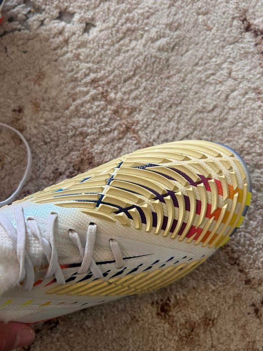 Футболни обувки Adidas Predator 38EU