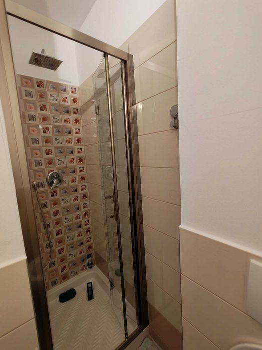 Inchiriez apartament  3 camere in cart Avantgarden