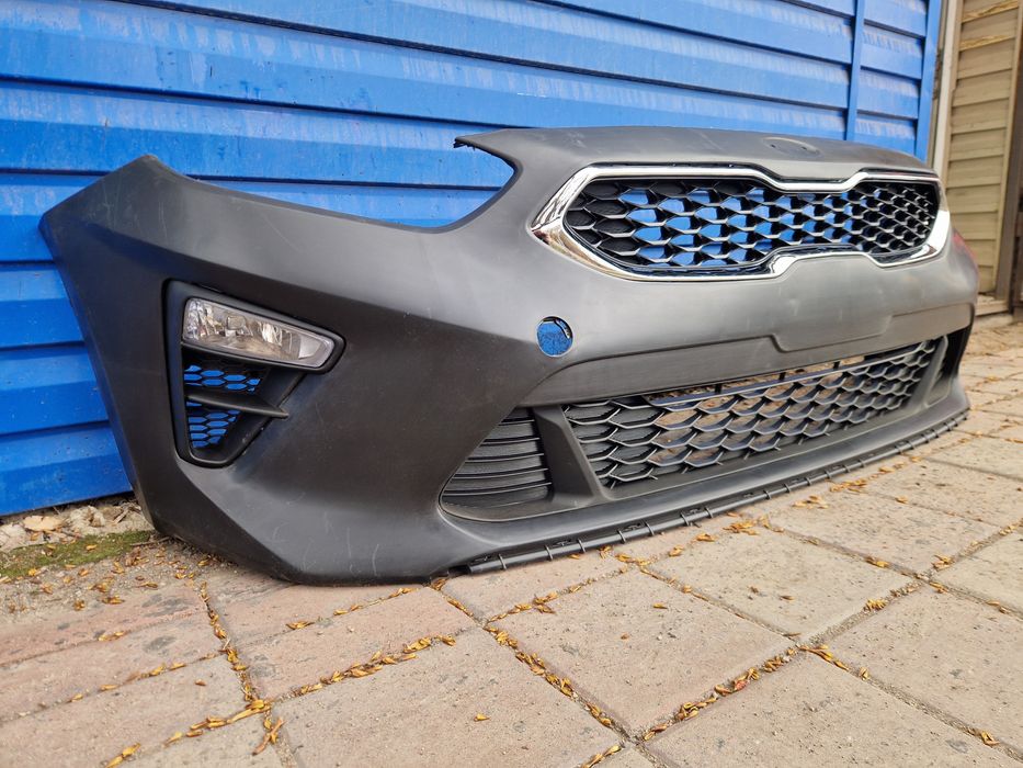KIA CEED бампер в сборе кия сиид новый
