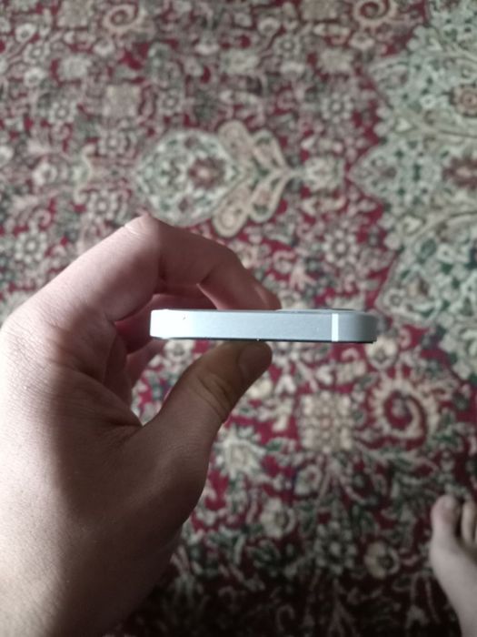 Iphone 12 mini kelishamiz srochno