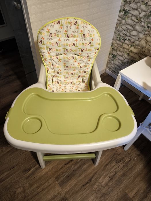 Vând scaun de masa pentru copii 2in1