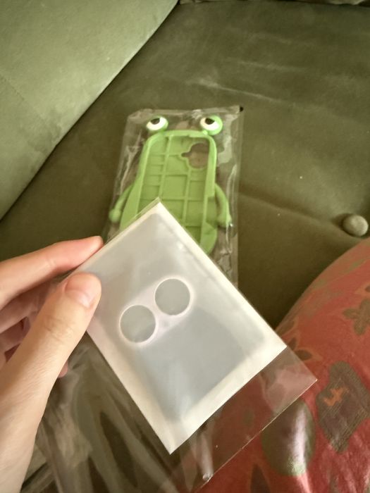 Продам новые чехлы для Iphone 17