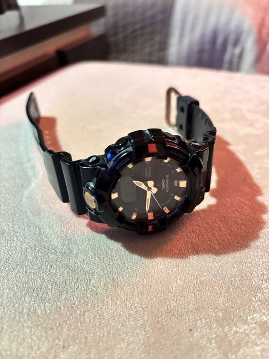 Продава се часовник casio g shock - GA-810GBX