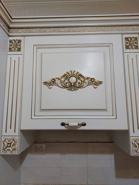 Кухонный гарнитур все отдам за 400000Без Торга!(Газовая Плита,Кухон