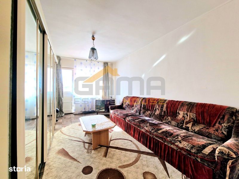 Apartament 2 camere, parter, zona Gradiste
