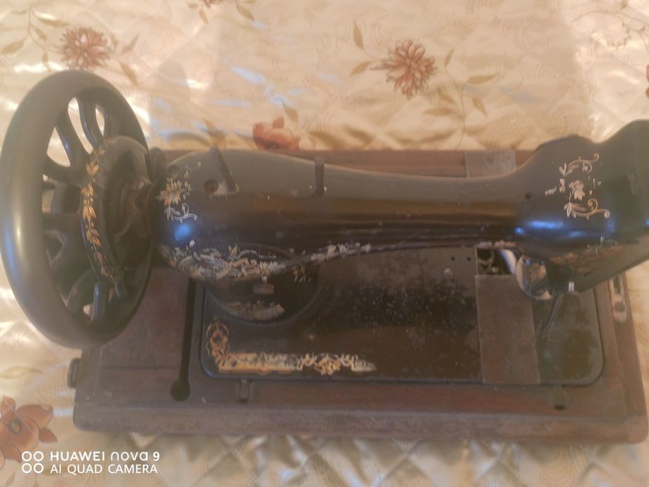 Работеща шевна машина