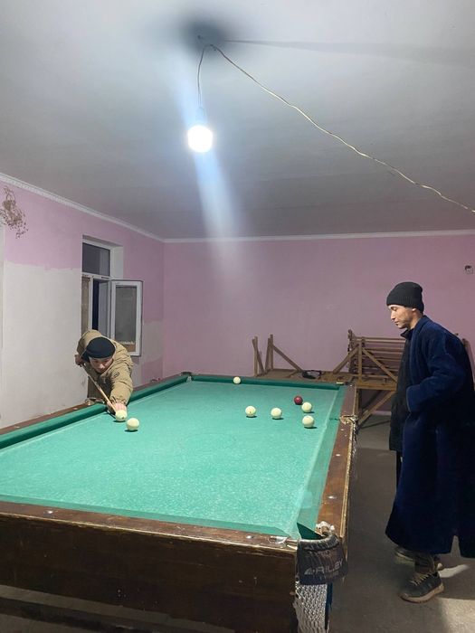 Ishlatishga tayyor bilyar stol