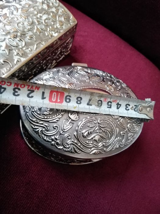 Кутии за бижута.