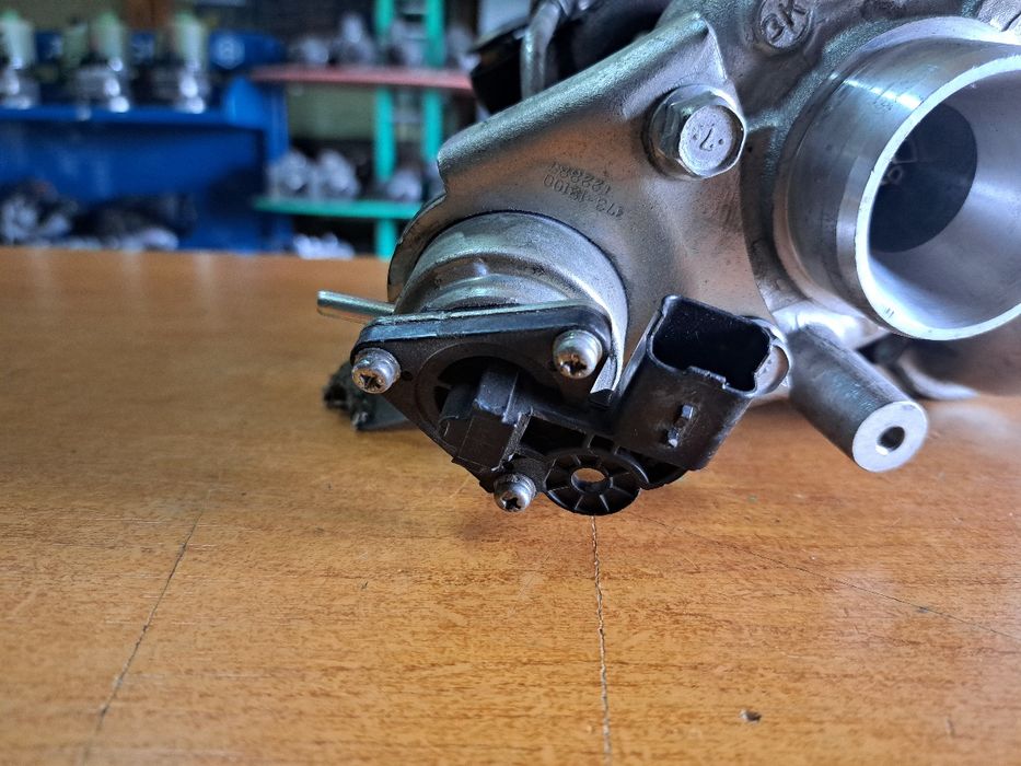 Turbo Peugeot 308 Ford Fiesta 1.6 Hdi 68KW/92CP