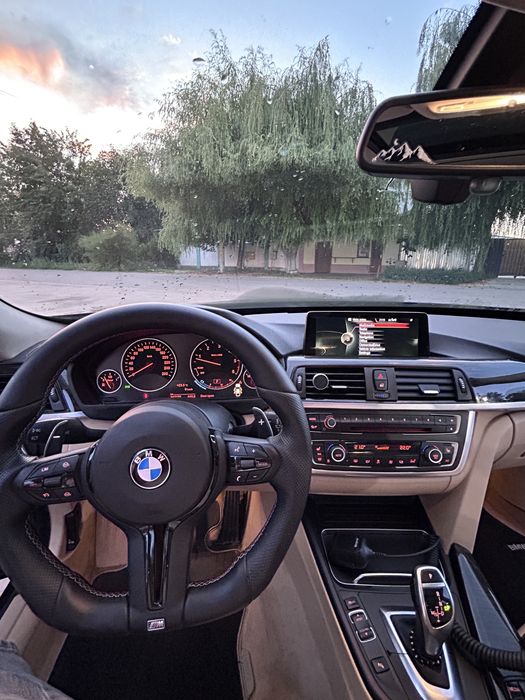 Vand BMW seria 3GT LuxuryLine 2015