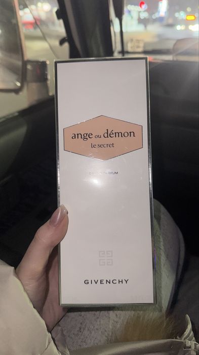 Продам новые духи