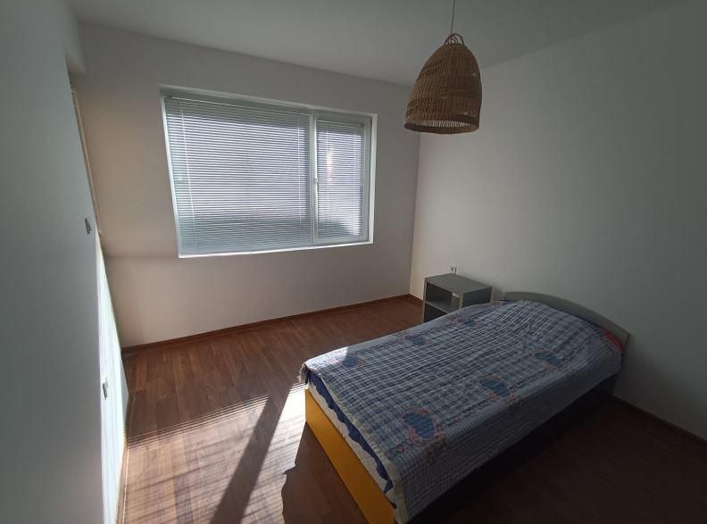 Дава се под наем Тристаен апартамент в Варна, Колхозен пазар - 90 кв.м за 500 € - Снимка #6