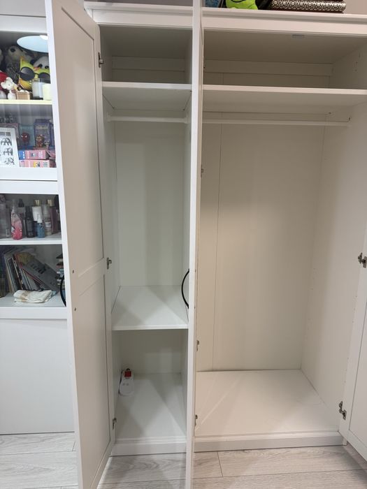 Шкаф для одежды фирма Ikea