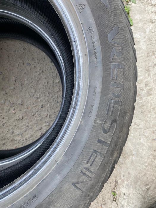 Продам дешево покрышки от Х5