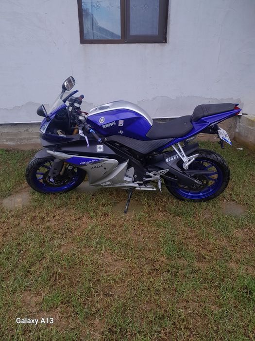 Yamaha yzf r125 an 2016
