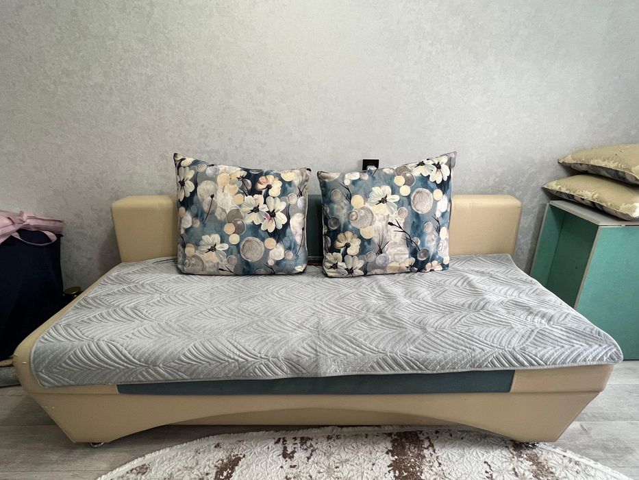 Продам диван-софа