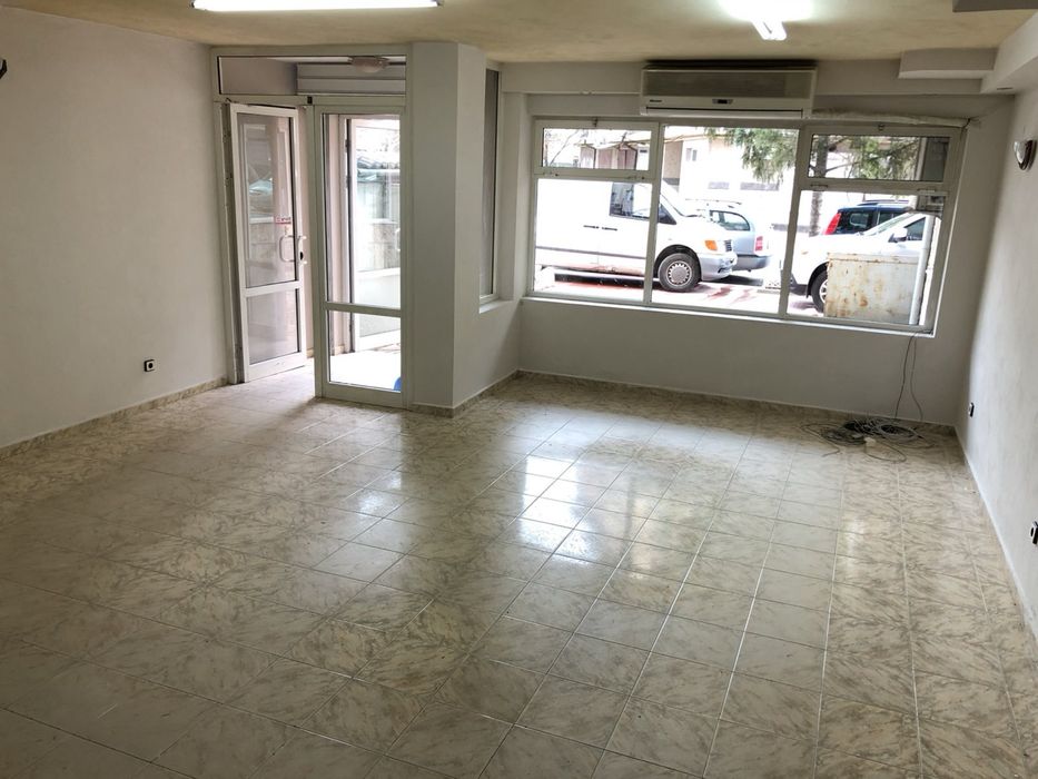 Продава се Магазин в Пазарджик, Идеален център - 41 кв.м за 903 €/кв.м - Снимка #13