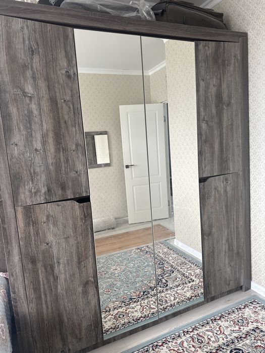 Спальный гарнитур