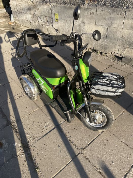 Електрическа триколка