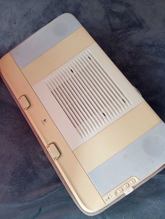 Logitech Speaker Lapdesk N700