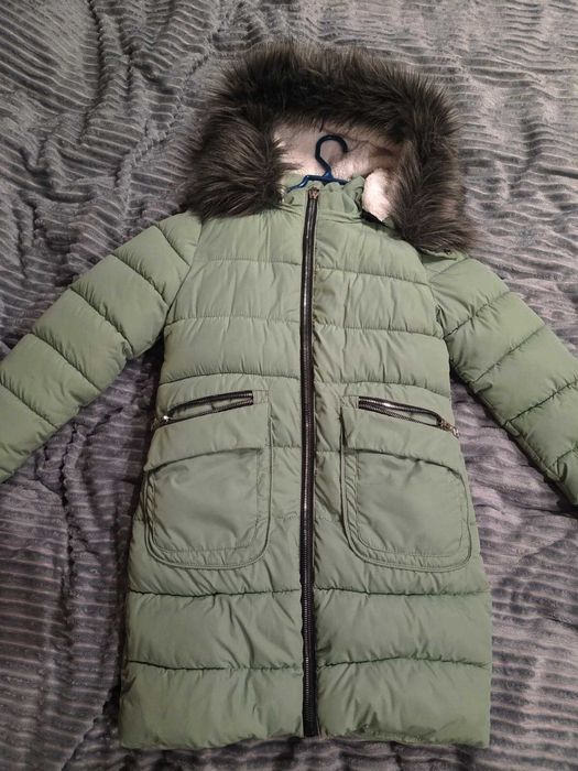 Продам детский зимний пуховик