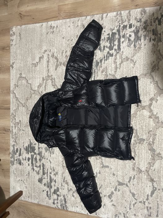 Vand geaca neagra