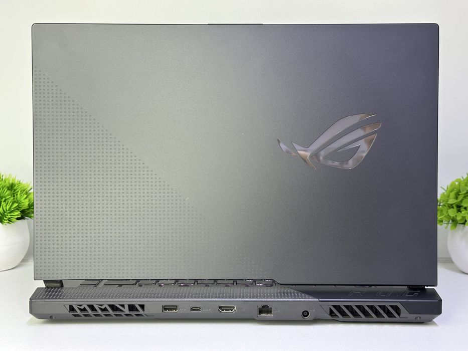 Asus ROG STRIX G513 AMD Ryzen 7-4800