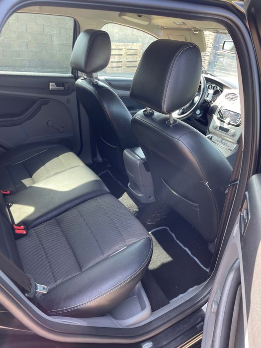 Ford Focus ST/1.6 cdti