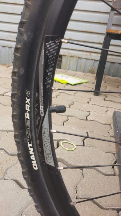 Продам велосипед GIANT ROAM 2