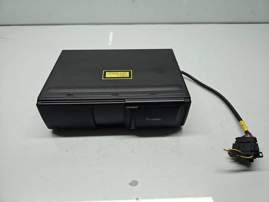 Unitate multimedia Volkswagen Touareg (7LA, 7L6) [Fabr 2003-2010] 1J60