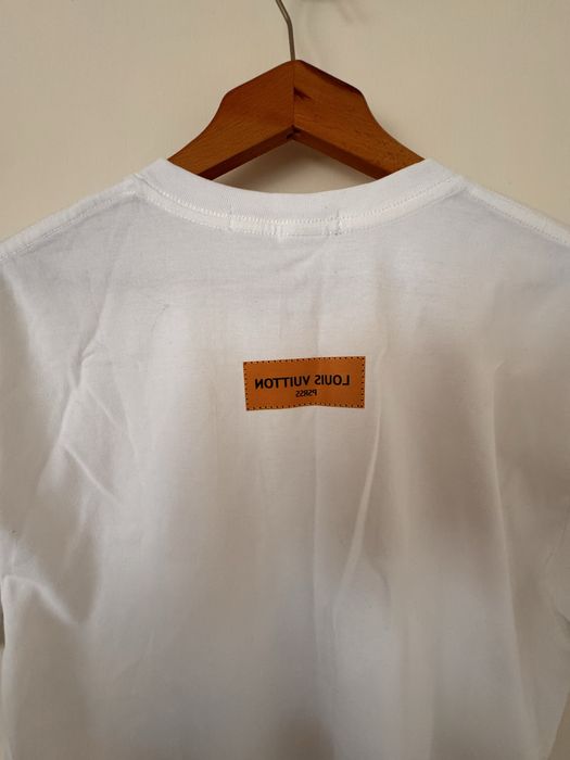 Бяла тениска louis vuitton