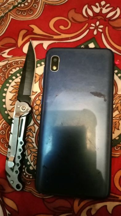 Продам самсунг а10 состояние хорошее